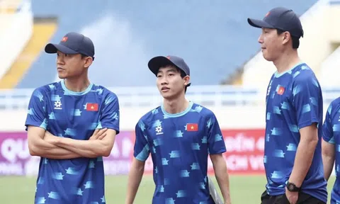 Đã rõ thông tin trợ lý HLV Kim Sang Sik xin rút khỏi ĐT Việt Nam