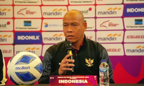 HLV Indonesia bất ngờ phàn nàn dù thắng 3-0 Philippines