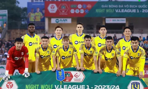 SLNA: Tượng đài 1 thời trong thế 'ngàn cân treo sợi tóc'