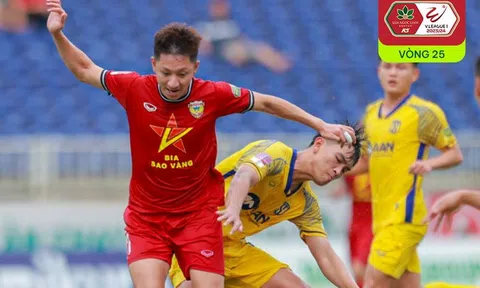 Gỡ hòa phút 90+4, SLNA níu kéo cơ hội trụ hạng