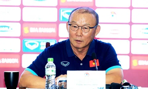 HLV Park Hang Seo 'tái xuất' với bóng đá ở Việt Nam