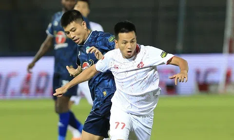 Thắng ngược Hải Phòng, HAGL trụ hạng thành công