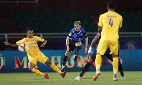 Khánh Hòa chia tay V-League bằng trận thua trên sân nhà