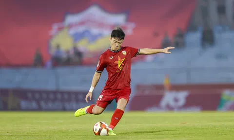 Xuân Trường nói lời từ đáy lòng khi phải đá play-off trụ hạng
