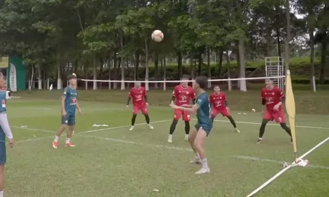 VIDEO: Cầu thủ HAGL làm điều hiếm có
