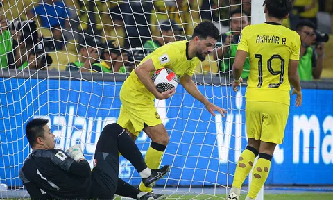 VIDEO: Malaysia thắng đậm 3-1 ở VL World Cup