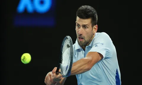 Djokovic nói gì khi Australian Open 2024 bị chỉ trích vì hoãn trận đấu?