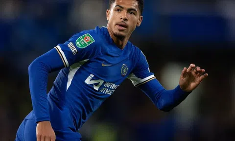 Chelsea gặp bất lợi trong chuyến làm khách trước Liverpool