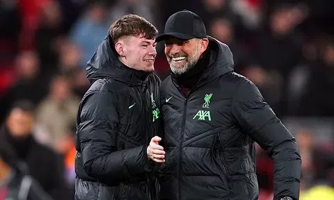 Klopp ca ngợi sao trẻ sau trận thắng đậm Chelsea