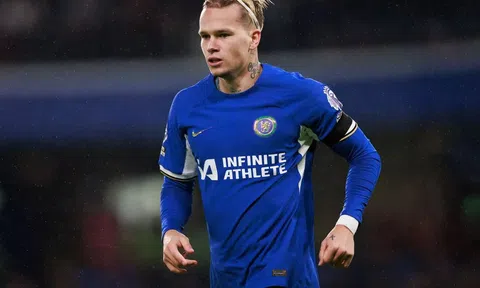 Sao Chelsea thách thức cổ động viên solo 1v1