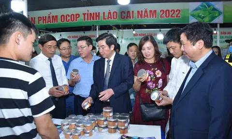 Hàng trăm mặt hàng nông sản đặc trưng của Lào Cai đến với người dân Thủ đô