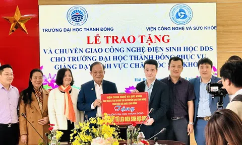 Lễ trao tặng và chuyển giao công nghệ điện sinh học DDS cho trường Đại học Thành Đông