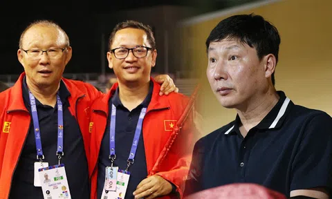 Gạch tên trợ lý HLV Park Hang Seo, HLV Kim Sang Sik lập tức chốt người mới cho ĐT Việt Nam