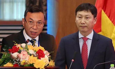 Tân HLV ĐT Việt Nam - Kim Sang Sik nhận 'trái đắng' trên MXH, VFF lập tức lên tiếng cảnh báo