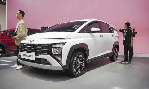 Hyundai Stargazer thêm bản mới, cạnh tranh với Mitsubishi Xpander Cross