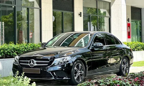 Sau 2 năm lăn bánh, xe sang Mercedes-Benz C180 rao bán lại với mức giá khó tin