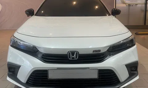 Honda Civic ‘siêu lướt’ lăn bánh vỏn vẹn 8.000 km được chào bán với giá khó tin