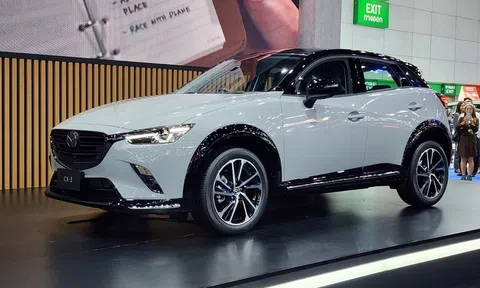 Chi tiết Mazda CX-3 2023 vừa ra mắt: Bổ sung trang bị, giá quy đổi từ 526 triệu đồng