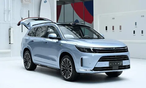 SUV điện của Huawei "gây sốt" với lượng đơn hàng khủng sau chưa đầy 2 ngày ra mắt