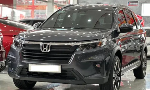 Honda BR-V "siêu lướt" mới chạy 4.000 km đã được chào bán với mức giá khó tin