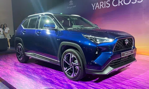 Toyota Yaris Cross hoàn toàn mới ra mắt thị trường Việt, giá bán từ 730 triệu đồng