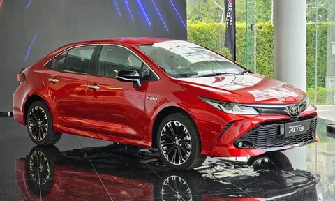 Toyota Corolla Altis 2023 ‘rục rịch’ ra mắt Việt Nam trong năm nay, thêm trang bị đấu Mazda3