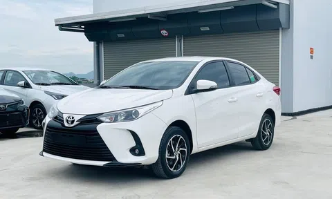 Ngỡ ngàng mức giá chào bán của Toyota Vios "siêu lướt" chỉ sau 1 năm lăn bánh