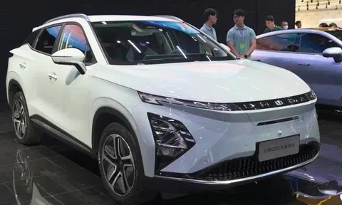 SUV điện sắp về Việt Nam trong năm nay sẽ có tầm hoạt động 450 km, ‘chung mâm’ VinFast VF 6