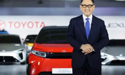 Chủ tịch Toyota: Người dùng đang dần nhận ra thực tế đằng sau những chiếc xe điện