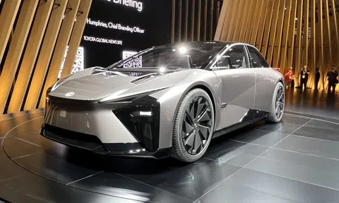 Lexus vén màn mẫu xe điện cạnh tranh BMW i4: Nội thất làm từ tre độc đáo, tầm hoạt động tới 1.000 km