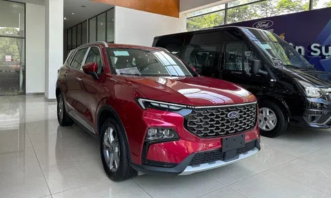 Loạt SUV hạng C đua giảm giá: Cao nhất gần 300 triệu đồng