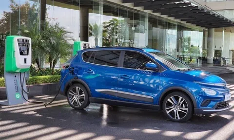 Giá điện tăng, VinFast tiếp tục điều chỉnh phí sạc xe điện tại các trạm sạc công cộng