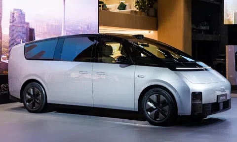 MPV thiết kế như tàu cao tốc nhận 10.000 đơn đặt hàng dù chưa công bố giá