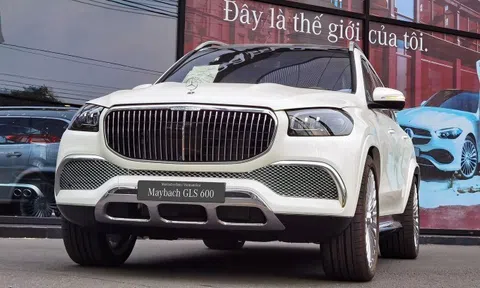 Mercedes-Benz Việt Nam tăng giá xe thêm cả trăm triệu đồng từ 2024