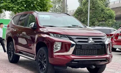 Mitsubishi Pajero Sport ra mắt phiên bản mới tại Việt Nam: Nhiều nâng cấp, giá bán không đổi