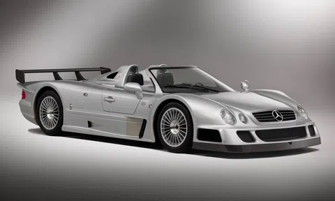 Mercedes CLK GTR 'tuổi đời' 2 thập kỷ vẫn có giá bán lên đến 10 triệu USD