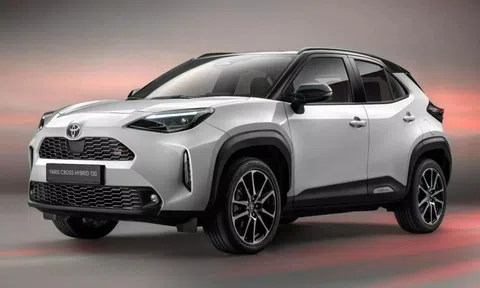 Toyota Yaris Cross 2024 ra mắt: Nâng cấp công nghệ, bổ sung hệ truyền động mới