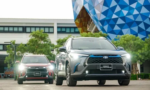 Toyota Corolla Cross bất ngờ giảm giá niêm yết, về mức từ 755 triệu đồng
