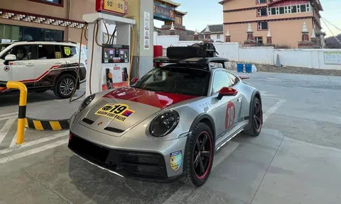 Chủ xe Porsche 911 Dakar 2023 vừa trải qua hành trình 3 tháng đi khắp Trung Quốc bật mí mức chi phí nhiên liệu khó tin