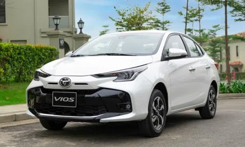 Toyota Vios được giảm giá lên tới 60 triệu đồng, quyết bám đuổi Hyundai Accent