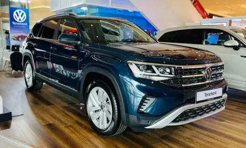 Volkswagen tiếp tục giảm giá hàng loạt mẫu xe, khách hàng có thể tiết kiệm đến 400 triệu đồng