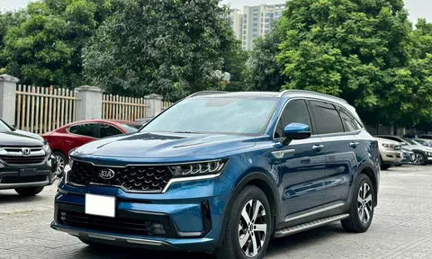 Bất ngờ giá chào bán của Kia Sorento cũ sau 1 năm lăn bánh