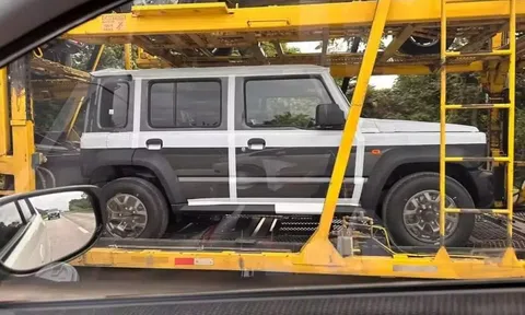 "Tiểu G-Class" Suzuki Jimny bản 5 cửa liên tục lộ diện tại các thị trường Đông Nam Á, bao giờ mới về Việt Nam?