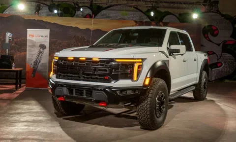 Chiêm ngưỡng "siêu bán tải" Ford F-150 Raptor R 2024 với giá bán ngang ngửa siêu xe hạng sang