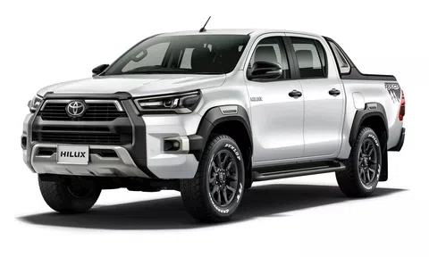 Bán tải Toyota Hilux sắp trình làng phiên bản thể thao, giá quy đổi từ hơn 800 triệu đồng