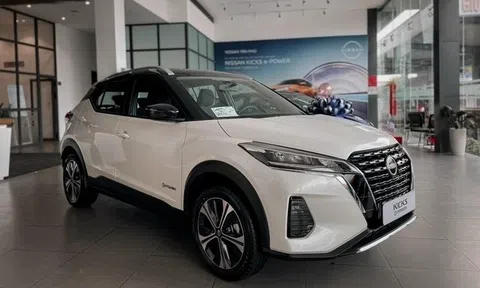 SUV "siêu tiết kiệm xăng" của Nissan giảm giá sâu kỷ lục tới hơn 170 triệu đồng