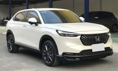 Honda HR-V 2023 ‘full option’ giảm giá sốc trên sàn xe cũ sau chưa đầy 5.000 km lăn bánh