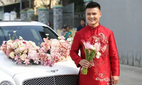 Cận cảnh xe hoa tiền tỷ được Quang Hải dùng để đón cô dâu Chu Thanh Huyền về dinh