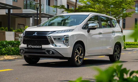 Loạt ô tô 7 chỗ chạy đua giảm giá ngay đầu năm 2024