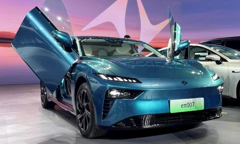 Dongfeng eπ 007 chốt ngày mở bán: Xe điện với cửa mở như Lamborghini, phạm vi hoạt động 1.200 km